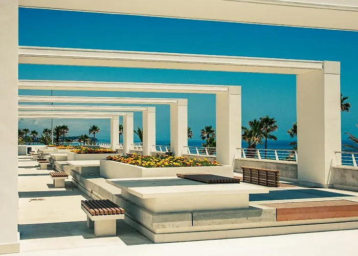 El Faro Appartement *